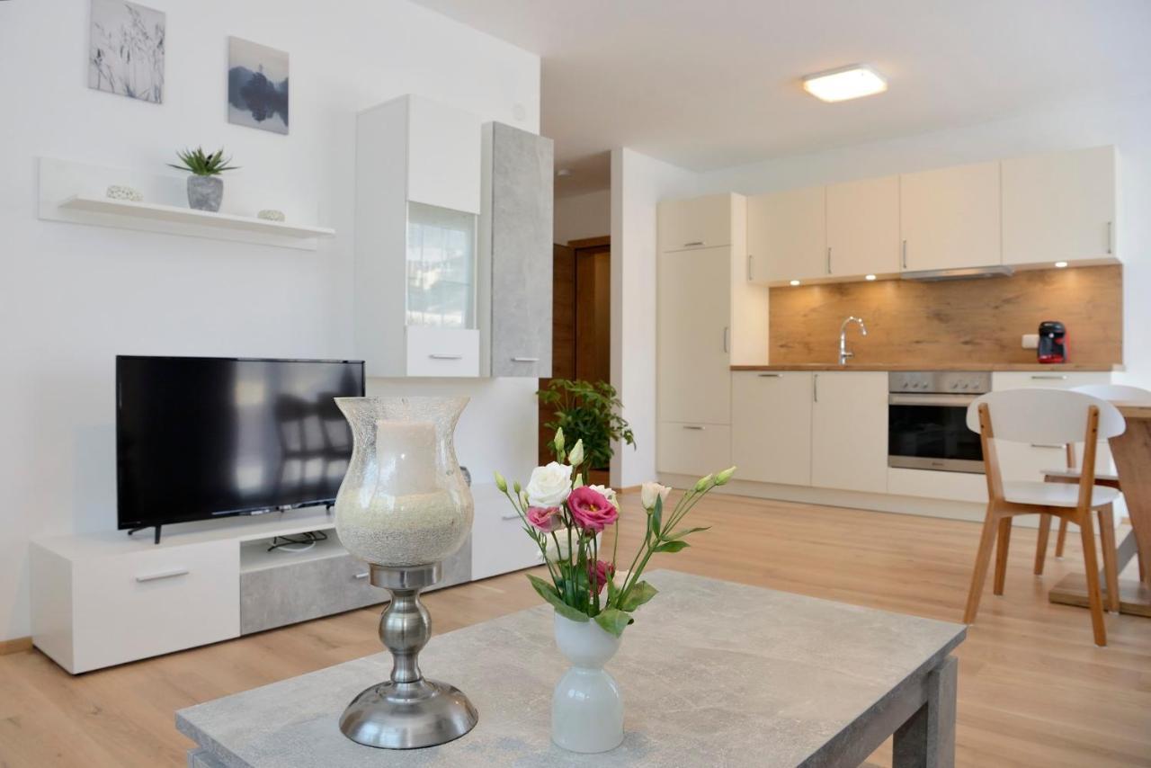 Apartment Olperer Muhlbachl ภายนอก รูปภาพ